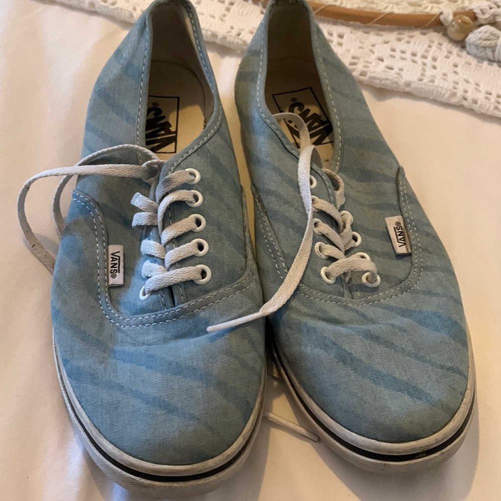 Denim tiger print Vans sneakers size 8
